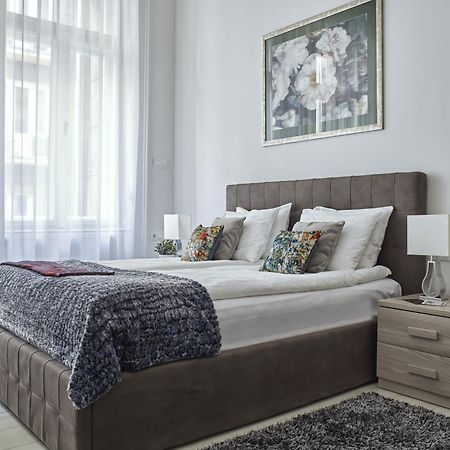 7Seasons Central Suites Budapest Extérieur photo