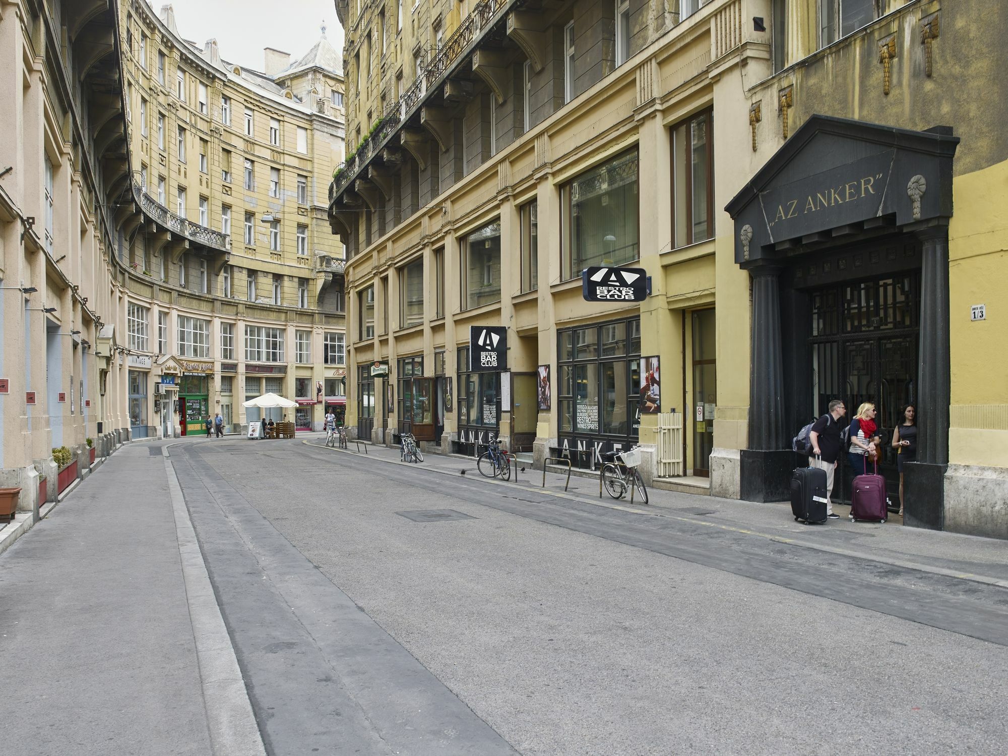 7Seasons Central Suites Budapest Extérieur photo