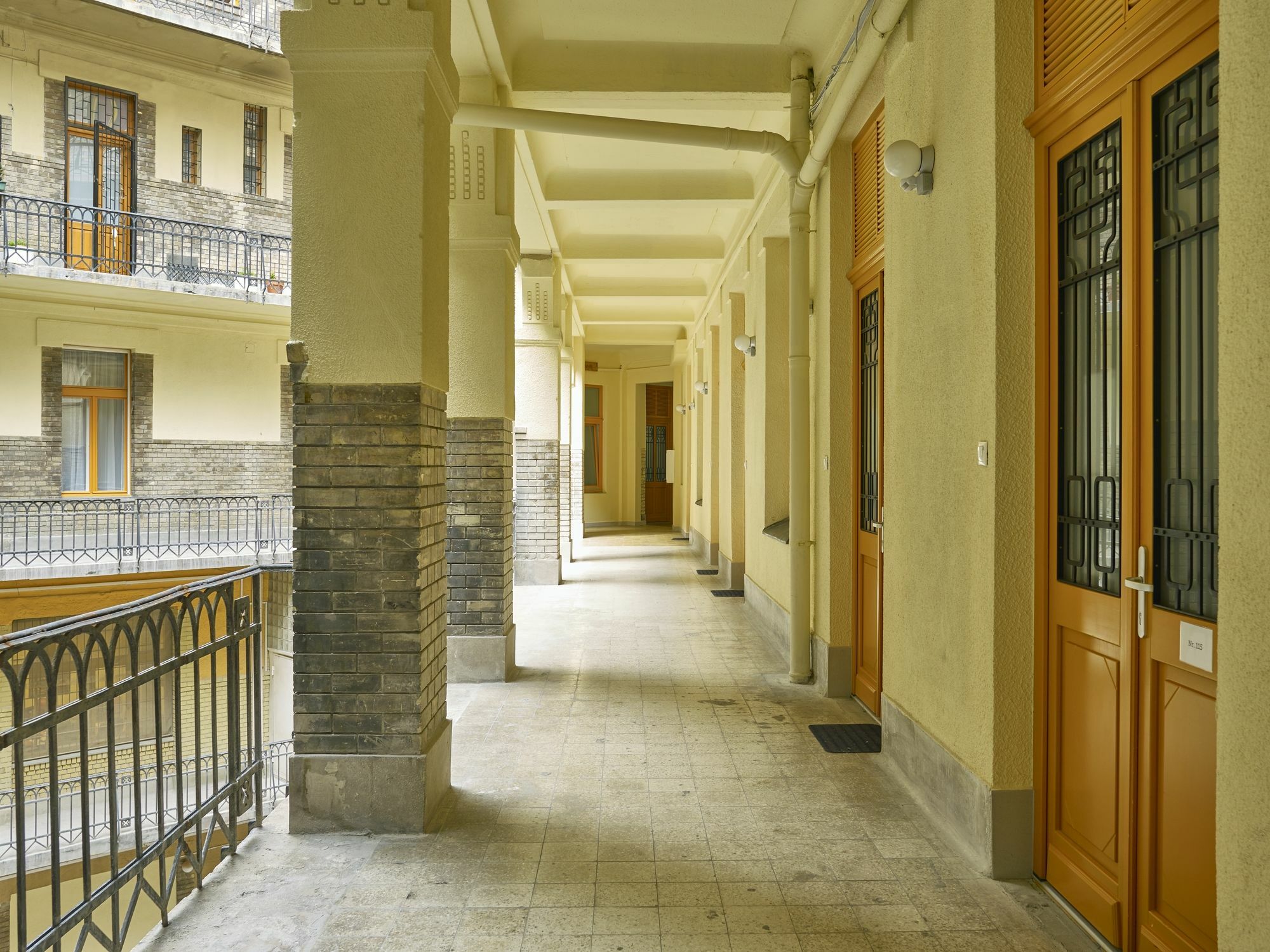 7Seasons Central Suites Budapest Extérieur photo