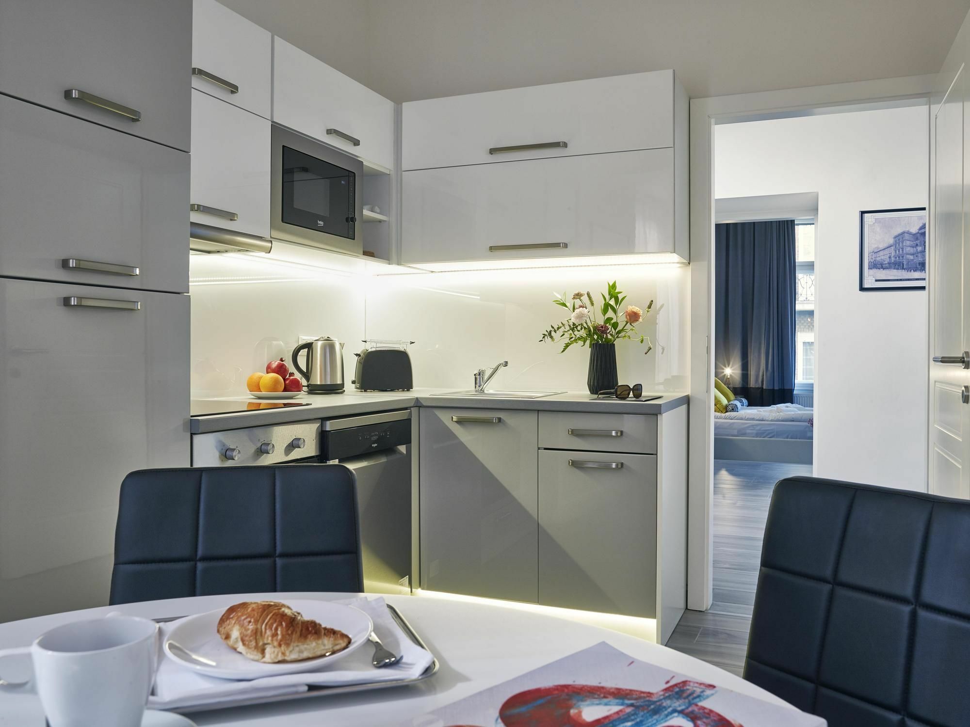 7Seasons Central Suites Budapest Extérieur photo